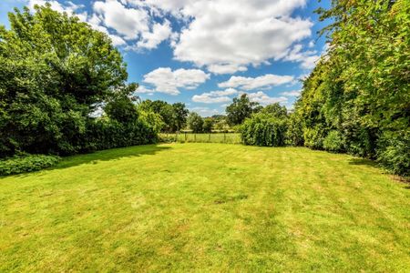 5 bedroom detached house to rent - Photo 5