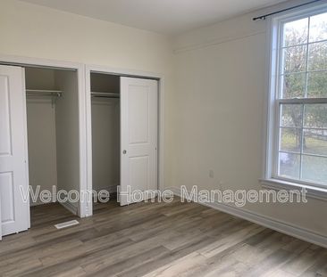 $1,900 / 2 br / 1 ba / Charming 2-Bedroom Upper Unit in the Heart o... - Photo 2