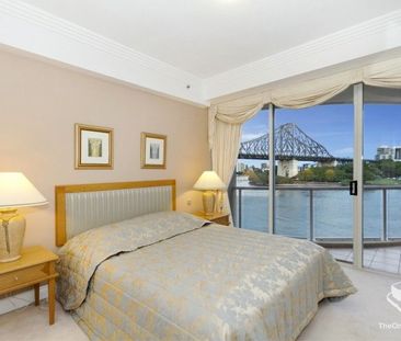 ARGUABLY THE CBDs FINEST RIVERFRONT COMPLEX 1 Bedroom Furnished - Photo 6