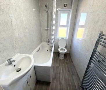 Room in a Shared House, Loxford Lane, IG1 - Photo 5