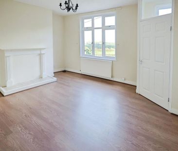 2 bedroom end of terrace house to rent - Photo 1