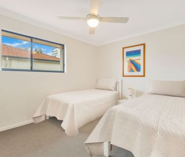 RAINBOW BAY TOWNHOUSE WITH HARBOUR VIEWS - furnished - Photo 5