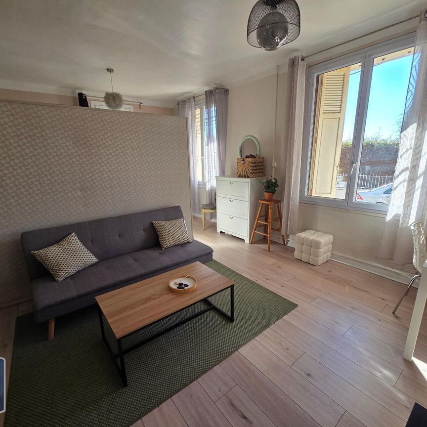 Location Appartement 1 pièce 35m² TOULON 83000 - Photo 1