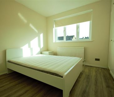 1 bedroom house - semi-detached - Photo 4