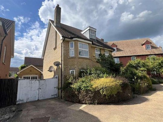 Wattle Close, Lower Cambourne, CB23 - Photo 1