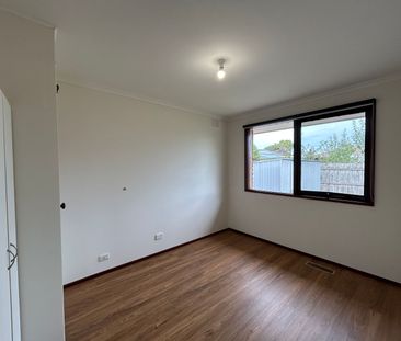 24 Whitehaven Crescent, Noble Park North VIC 3174 - House For Rent ... - Photo 3