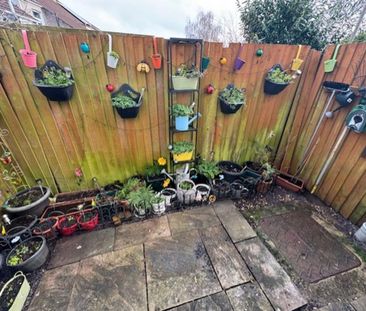 1 bedroom in a house share to rent - Photo 3