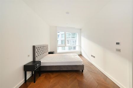 2 bed flat to rent in Prospect Way, London, SW11 - Photo 5