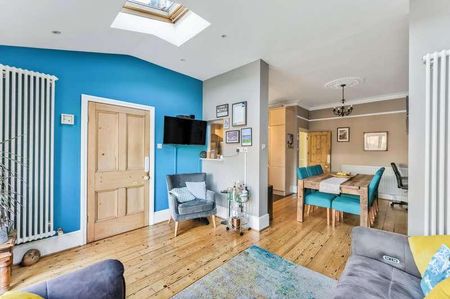 Clavering Road, Aldersbrook, E12 - Photo 4