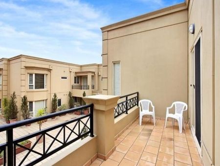 16B/153 Hawthorn Road, Caulfield North VIC 3161 - Apartment For Rent | Domain - Photo 4