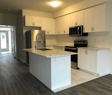 For Lease - 12 Bobolink Drive, Wasaga Beach, Ontario - Photo 6