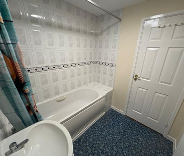 2 bedroom terraced house to rent - Photo 6