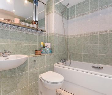 1 bedroom flat to rent - Photo 6