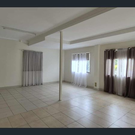 Studio unit - Photo 3