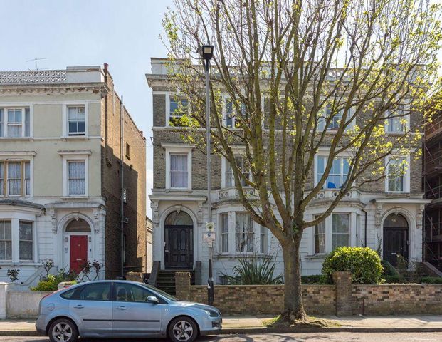 3 bedroom apartment to rent - Photo 1