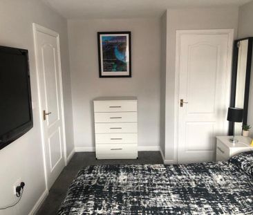 2 bed Detached in Livingston Avenue Wythenshawe, Manchester, M22 1BY - Photo 6