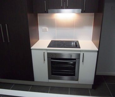 2/17 Baxter Crescent, Caboolture, Qld 4510 - Photo 2