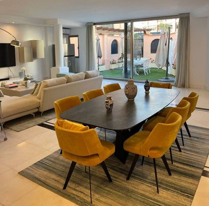 4 bedroom luxury Apartment for rent in Puerto Banus, Spain - Photo 1