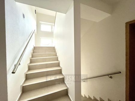 Pronájem bytu 2+kk 42 m2 - Photo 2