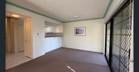 One-Bedroom Apartment in Prime Southport Location - Photo 3