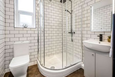 Harold Place, Hyde Park, LS6 1PQ - Photo 4