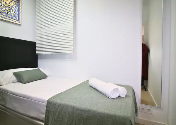 Carrer de las Navas de Tolosa, Barcelona, Catalonia 08026