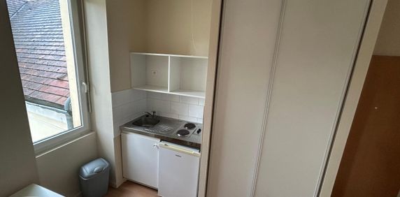 Location Appartement 1 pièce 23m² DIJON 21000 - Photo 2