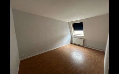 Location Appartement 4 pièces 78 m² La Châtre - Photo 4