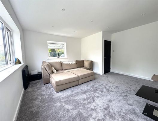 Boothfields, Knutsford - Photo 1