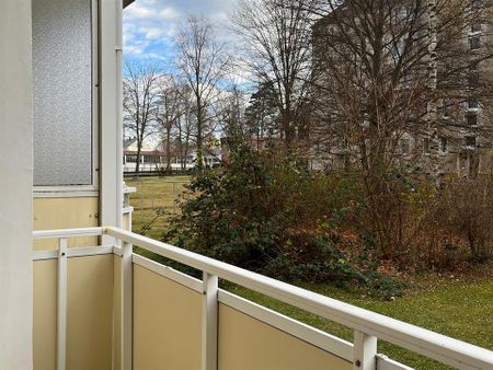 2-Raum-Wohnung mit EBK, Balkon & Tageslichtbad im Wasserturmgebiet - Photo 4