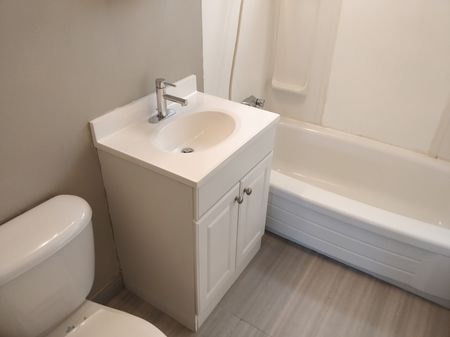 Jerry Place - Photo 2