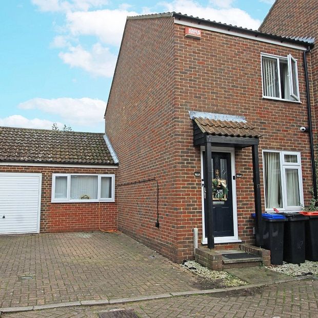 The Cloisters, Ramsgate, CT11 9PL, Kent - Photo 1