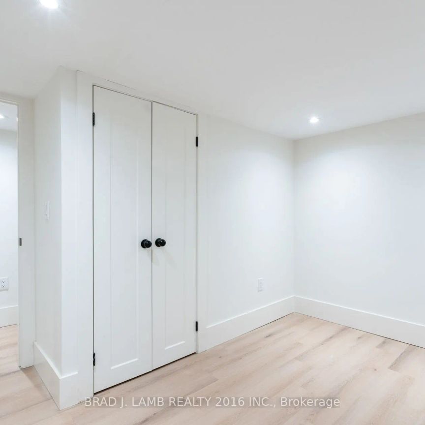 84 Sparkhall Avenue #Basement - Photo 1