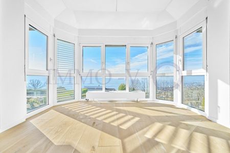 STANDING WITH LAKE AND MOUNTAIN VIEW - Photo 4