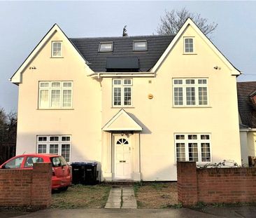 Pooley Green Road, Egham - Photo 1