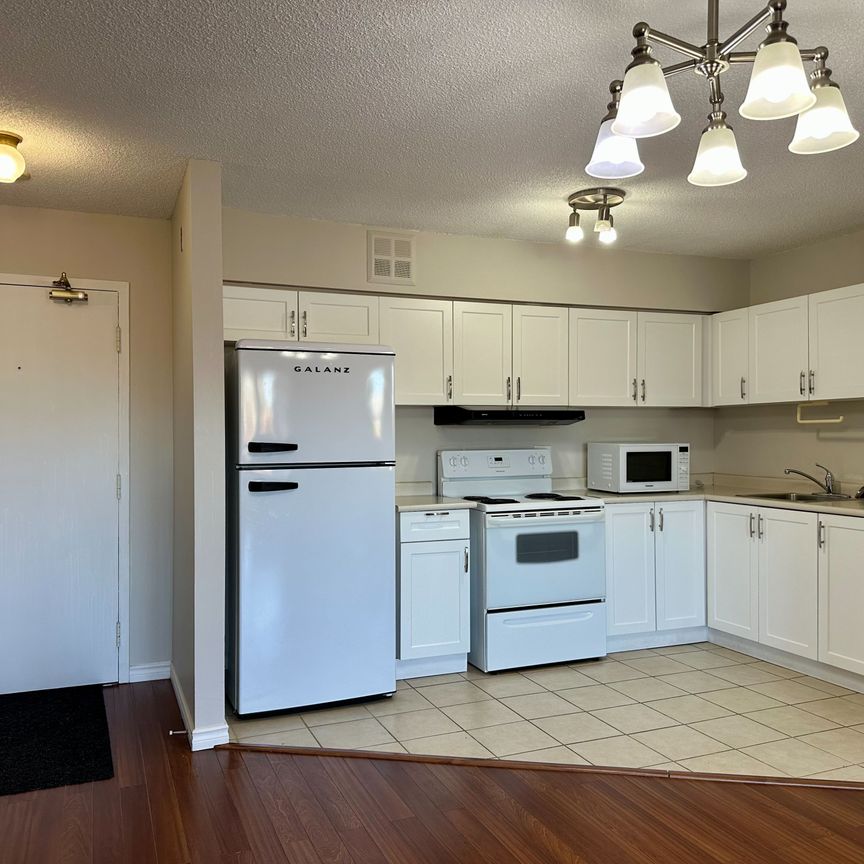 For Lease - 1 Jacksway Crescent Unit# 320, London North, Ontario - Photo 1