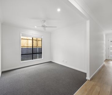 15 Old Gumtree Rd, Bellbird Park - Photo 3