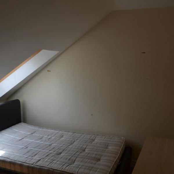 3 bedroom flat to rent - Photo 1