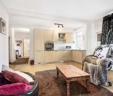 Langford Court, Abbey Road, London, NW8 - Photo 3