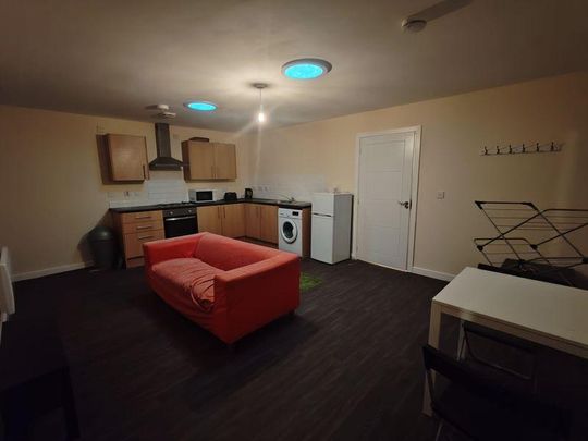 3 bedroom apartment to rent - Photo 1