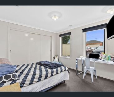 1 ROOM AVAILABLE IN ROOMING HOUSE, WALKING DISTANCE TO DEAKIN UNI - Photo 5