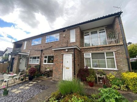 Bushey Wood Road, Dore, Sheffield, S1... - Photo 2