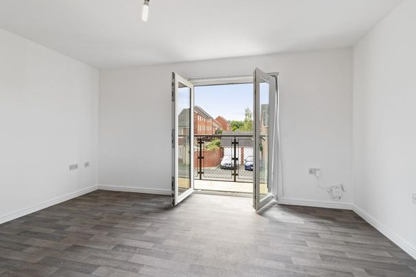 2 bedroom maisonette to rent - Photo 1