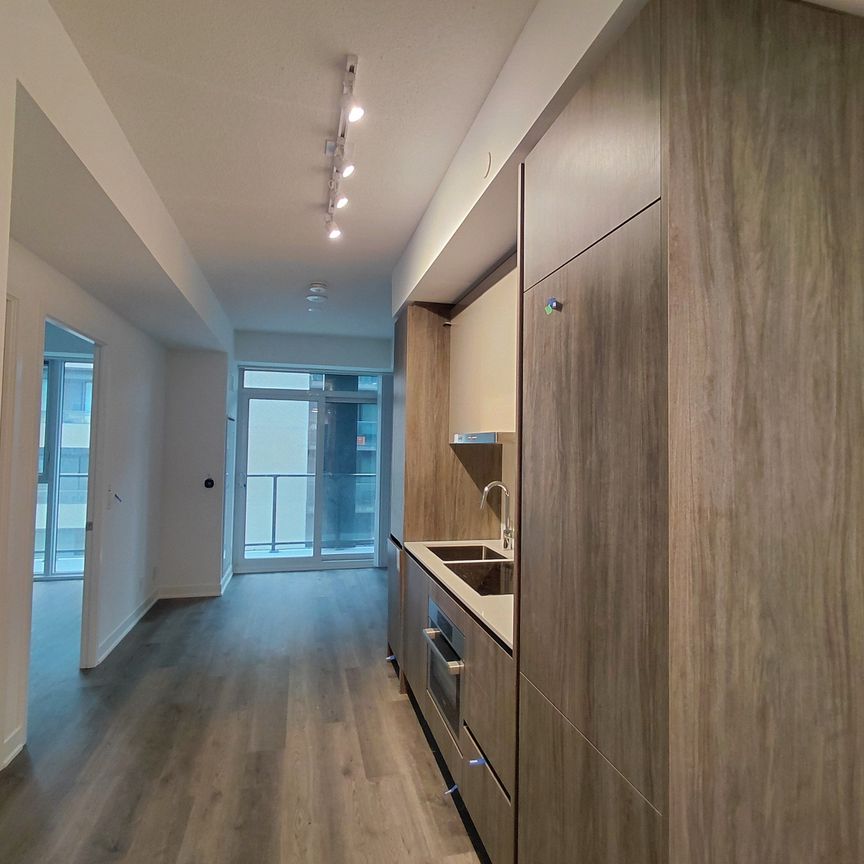 For Lease - 180 Front Street Unit# 1615, Toronto, Ontario - Photo 1