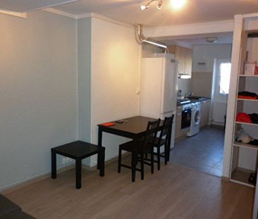 Location Appartement 1 pièce 23m² - Photo 2