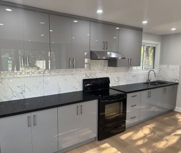 For Lease - 41 Maclaren Avenue, Barrie, Ontario - Photo 2