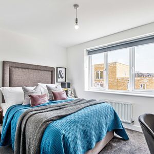 Windmill Lane, London, Hanwell - Photo 2