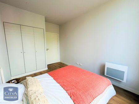 Location Appartement 2 pièces 50m² TOULON 83000 - Photo 4