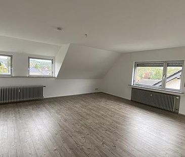 Gepflegte 2-Zimmer-Wohnung in einem Ortsteil von Windeck! - Foto 1