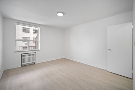 For Lease - 345 Lonsdale Road Unit# 303, Toronto, Ontario - Photo 4